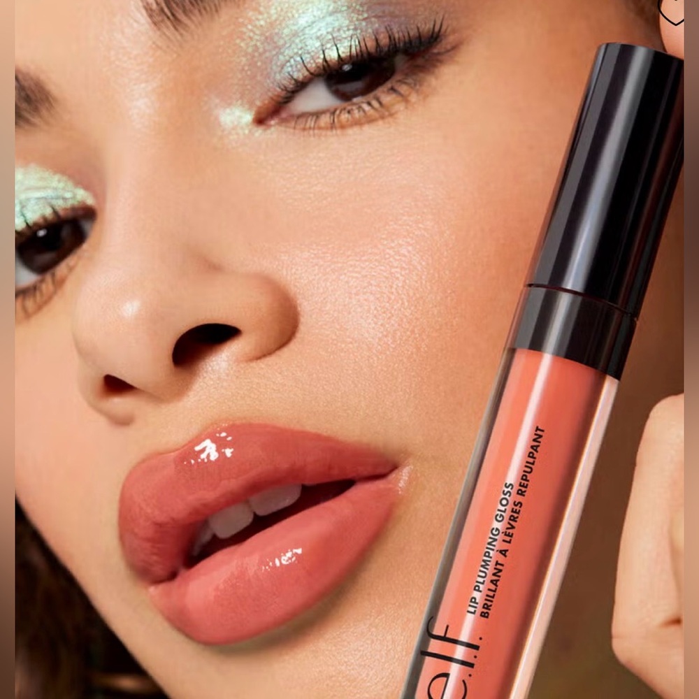 e.l.f. Lip Plumping Gloss in BAHAMA MAMA